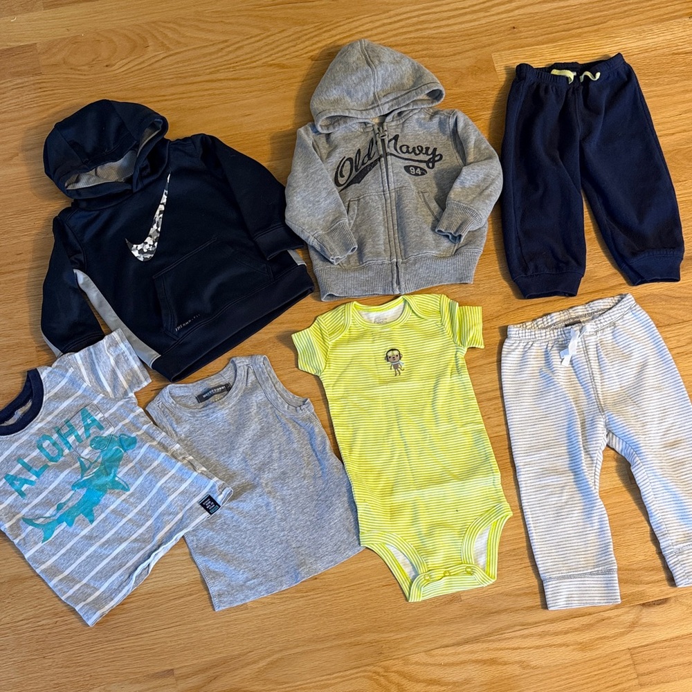 Baby/Toddler Spring Nike Hoodie, Pant, TShirt Bundle, 18 mo